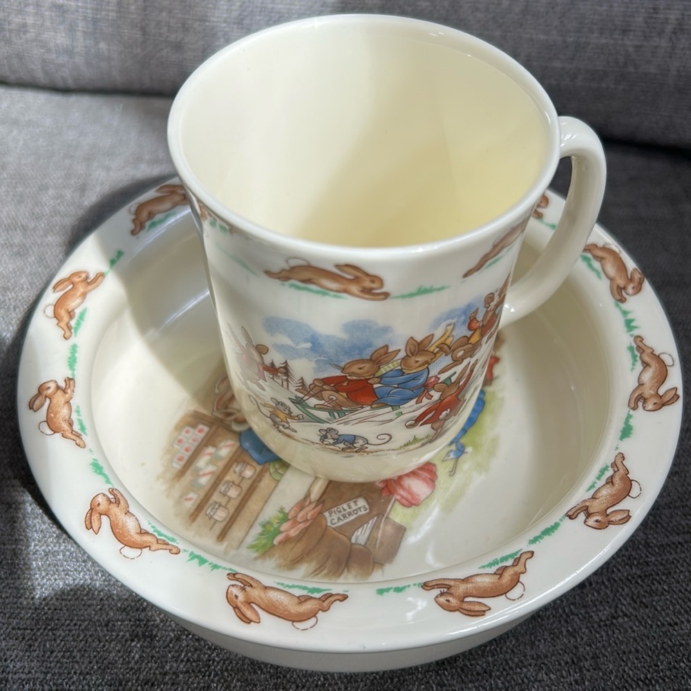 Royal Doulton bunnykins set